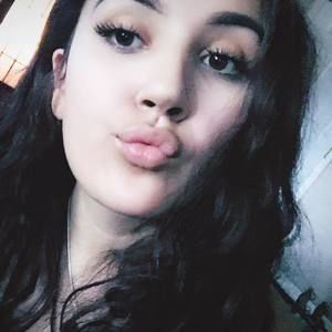 Meet your Posher, Isabella